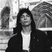 Etudiant passionné par le français et là littérature. N’hésitez pas à me contacter pour combler vos lacunes !